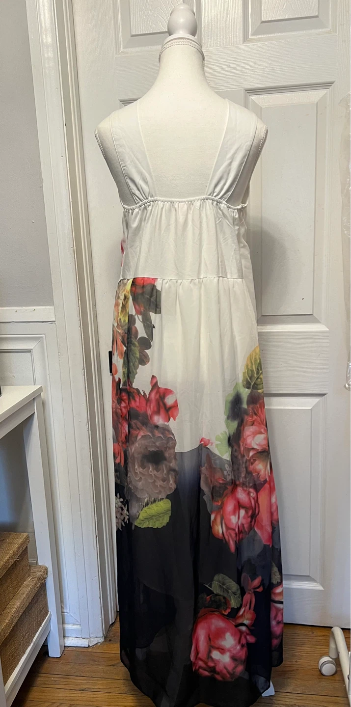 Maxi Dress with Floral Print- New - photo 3