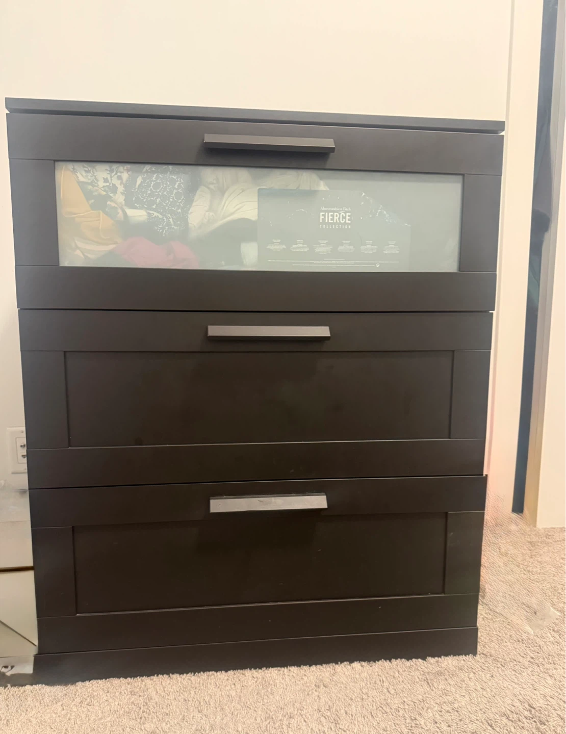 Dresser drawer
