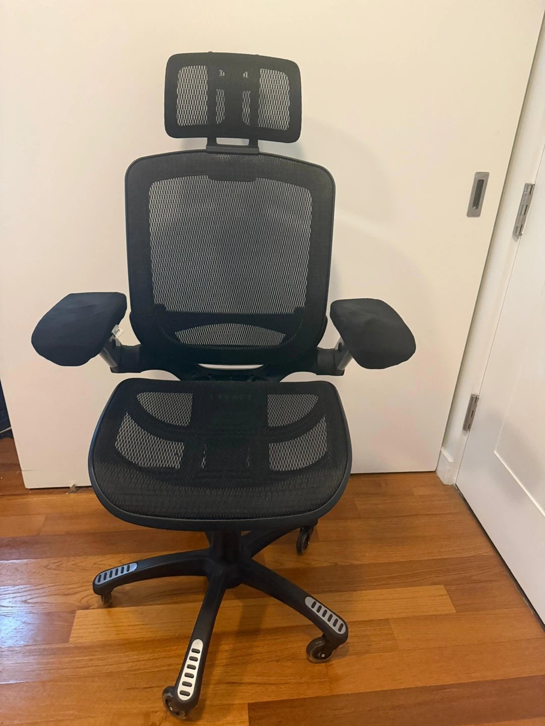 Black Ergonomic Mesh Office Chair with Headrest - photo 2