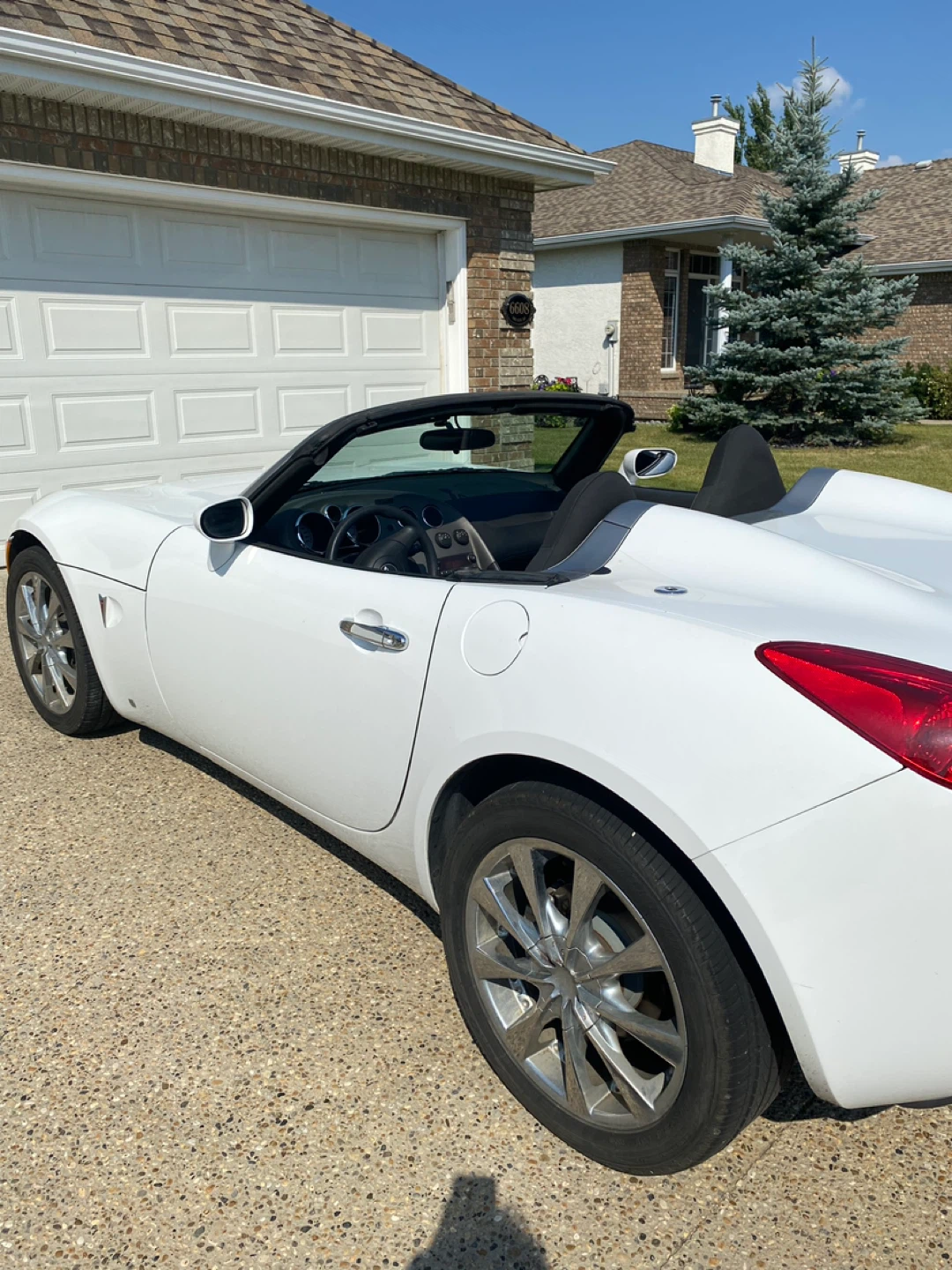 White Pontiac Solstice Convertible - photo 5