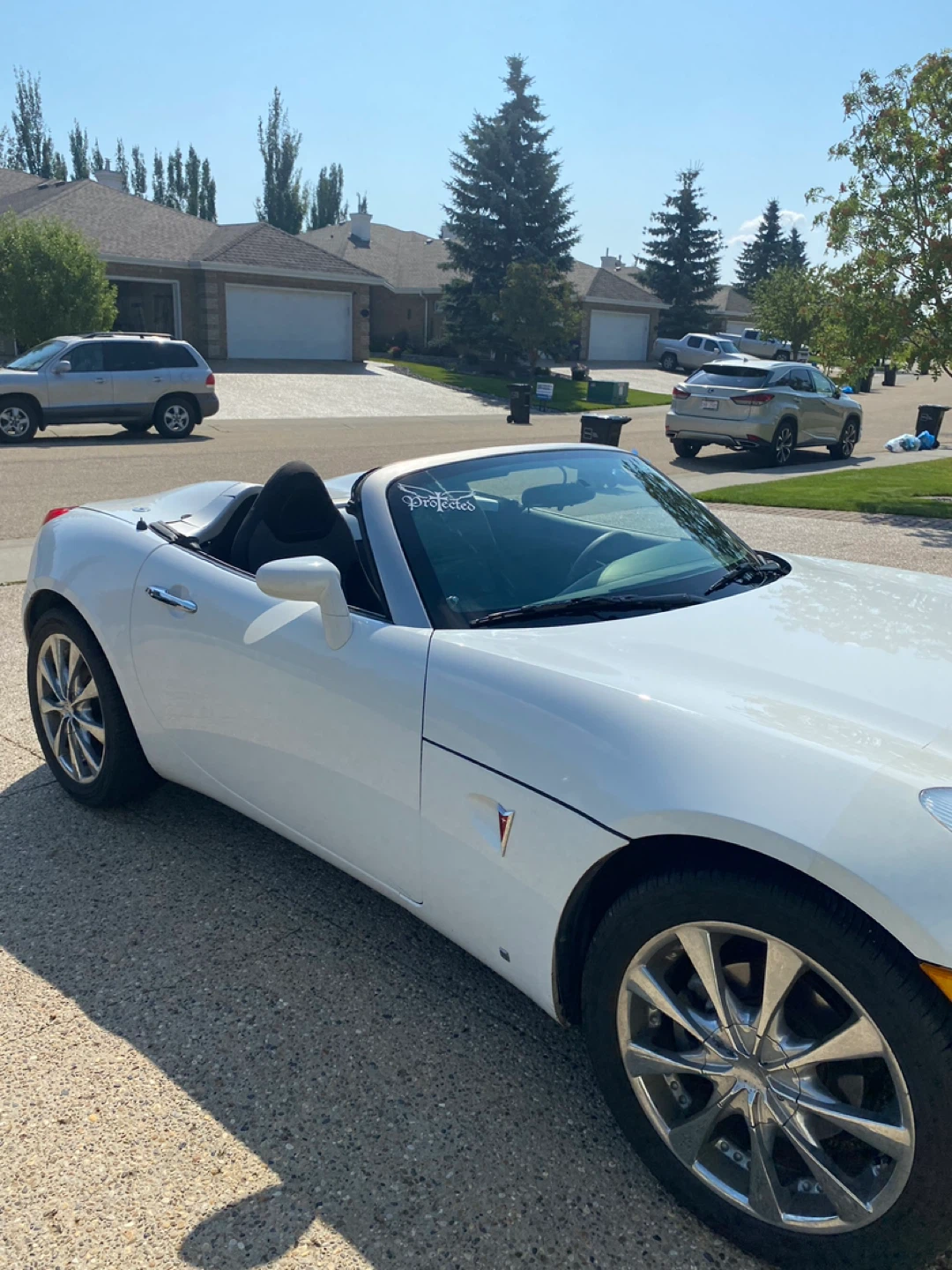 White Pontiac Solstice Convertible - photo 4