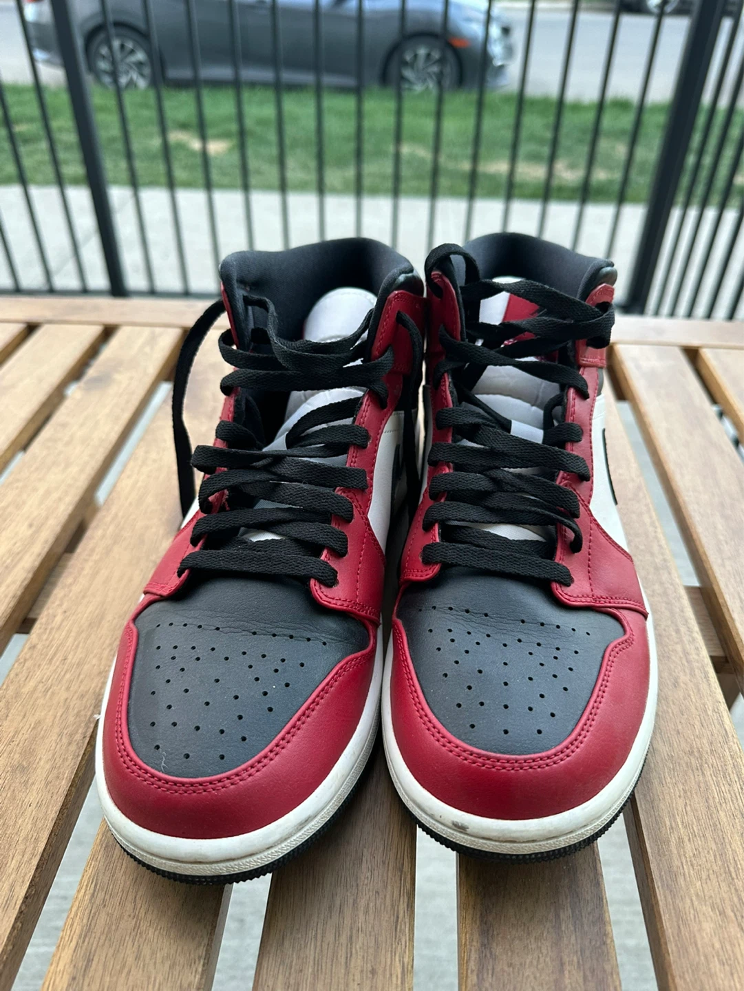 Air Jordan 1 Mid SE Men's Shoes Red/Black