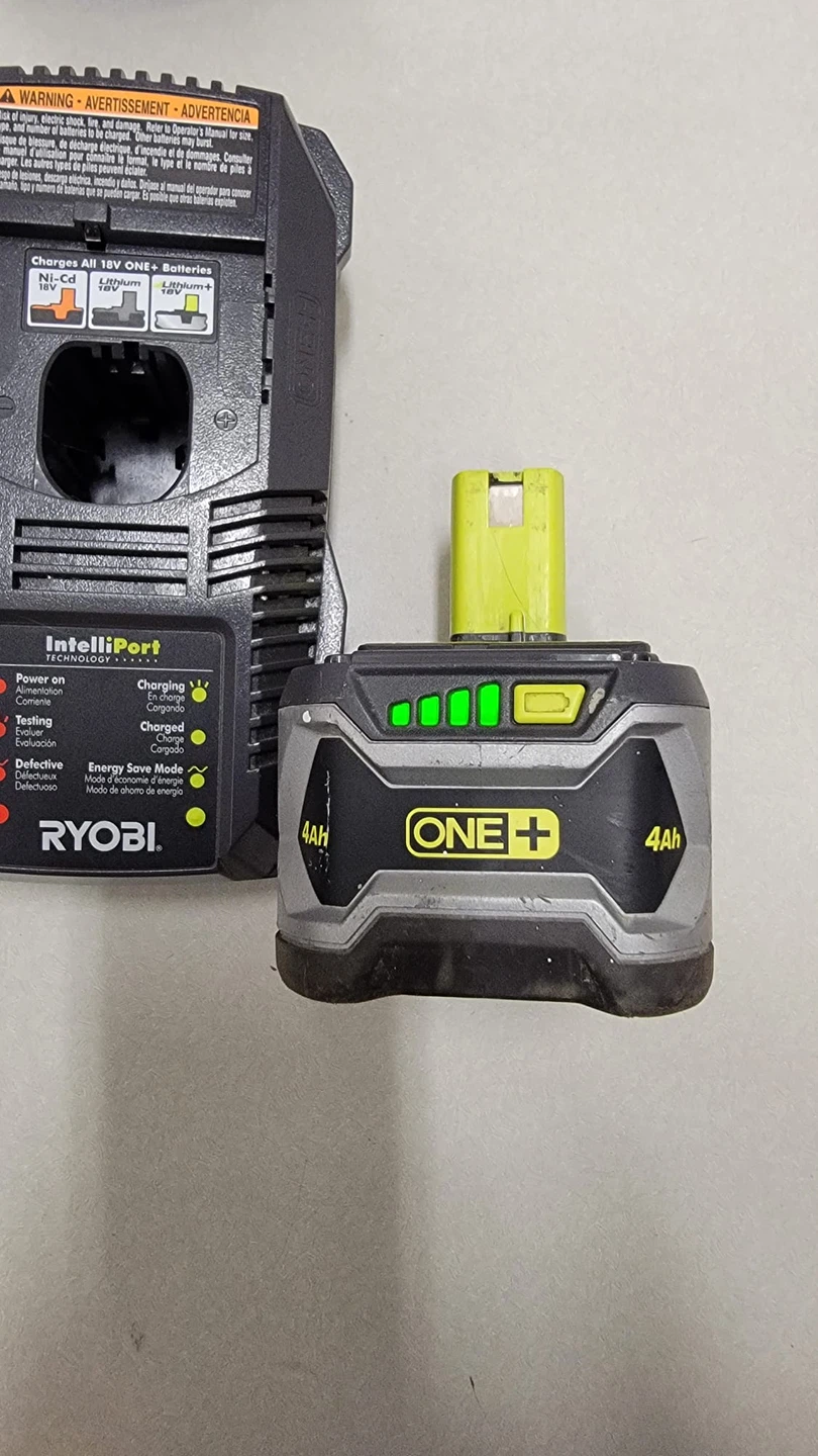 Awesome Ryobi 18V ONE+ battery and charger - photo 2
