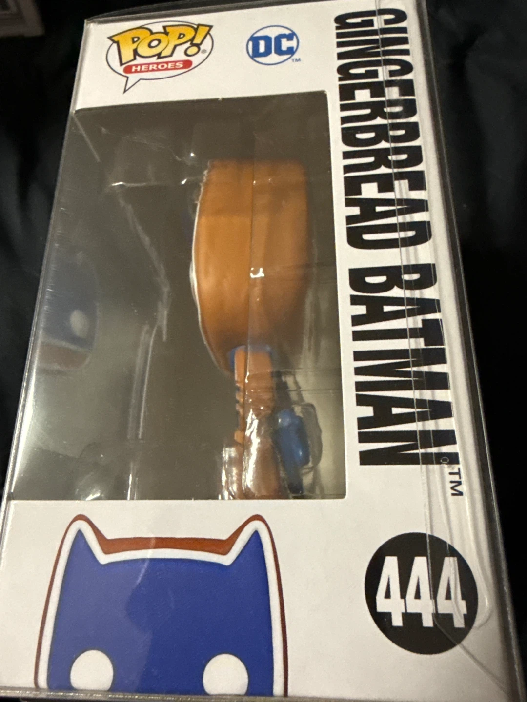 Funko Pop! DC Heroes Gingerbread Batman #444 - photo 2