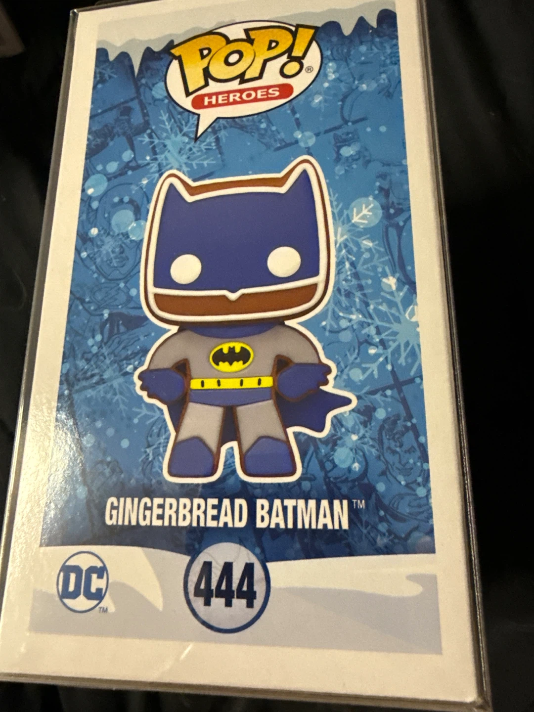 Funko Pop! DC Heroes Gingerbread Batman #444 - photo 4