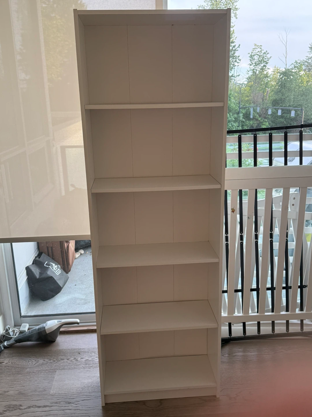 IKEA GERSBY Bookcase - White - photo 2
