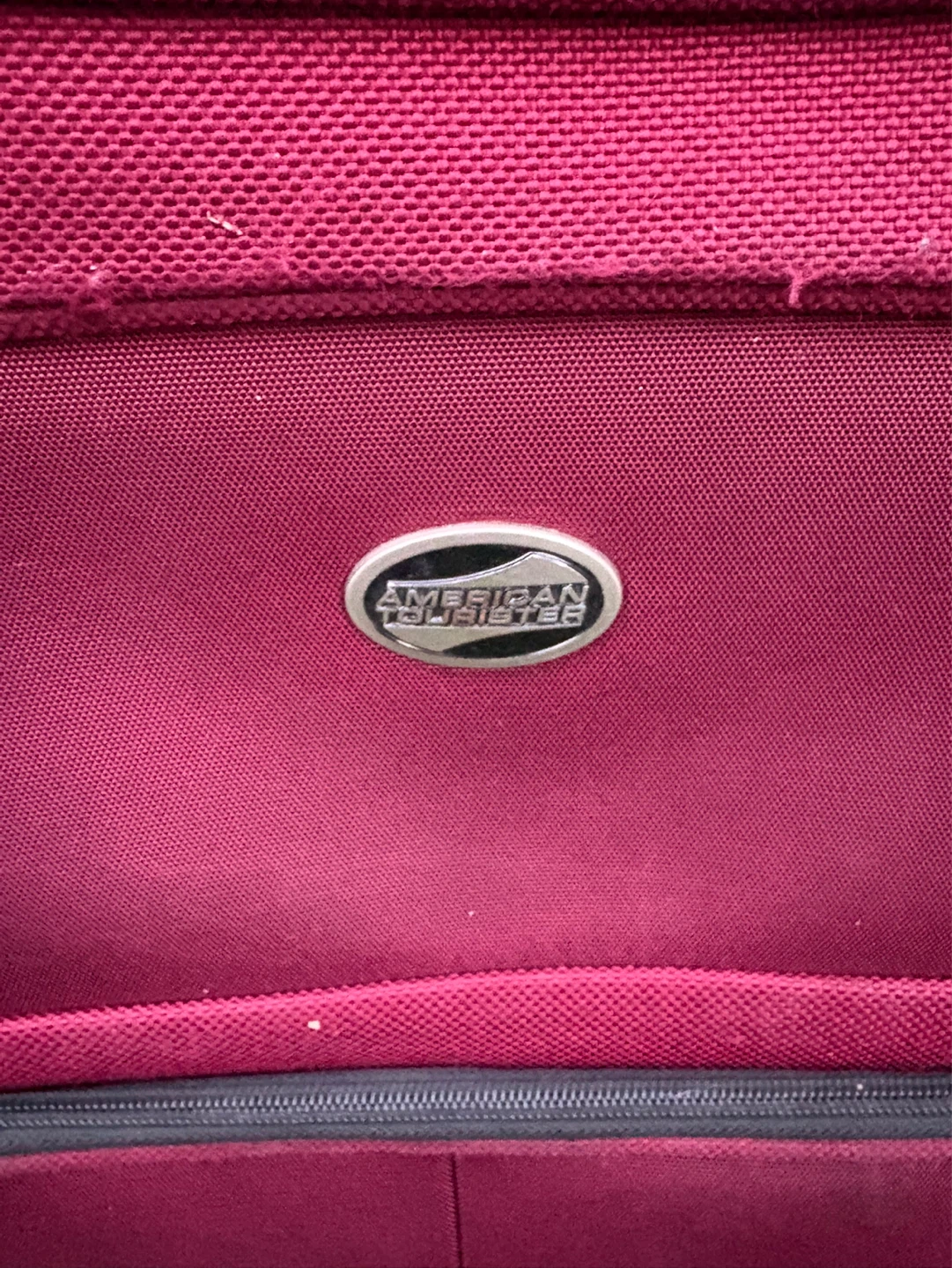 American Tourister Burgundy Rolling Suitcase - photo 2