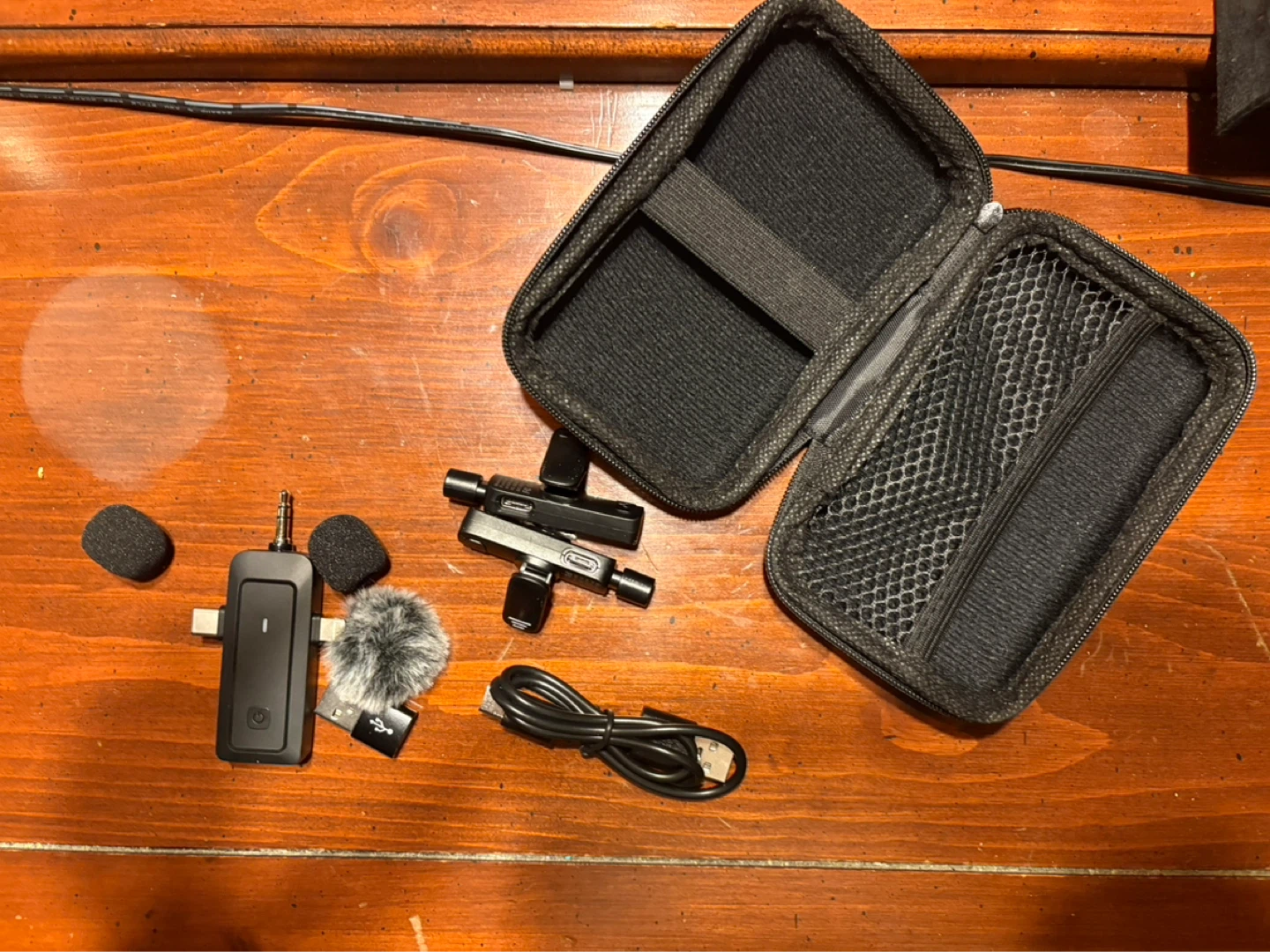 Wireless Lavalier Microphone System