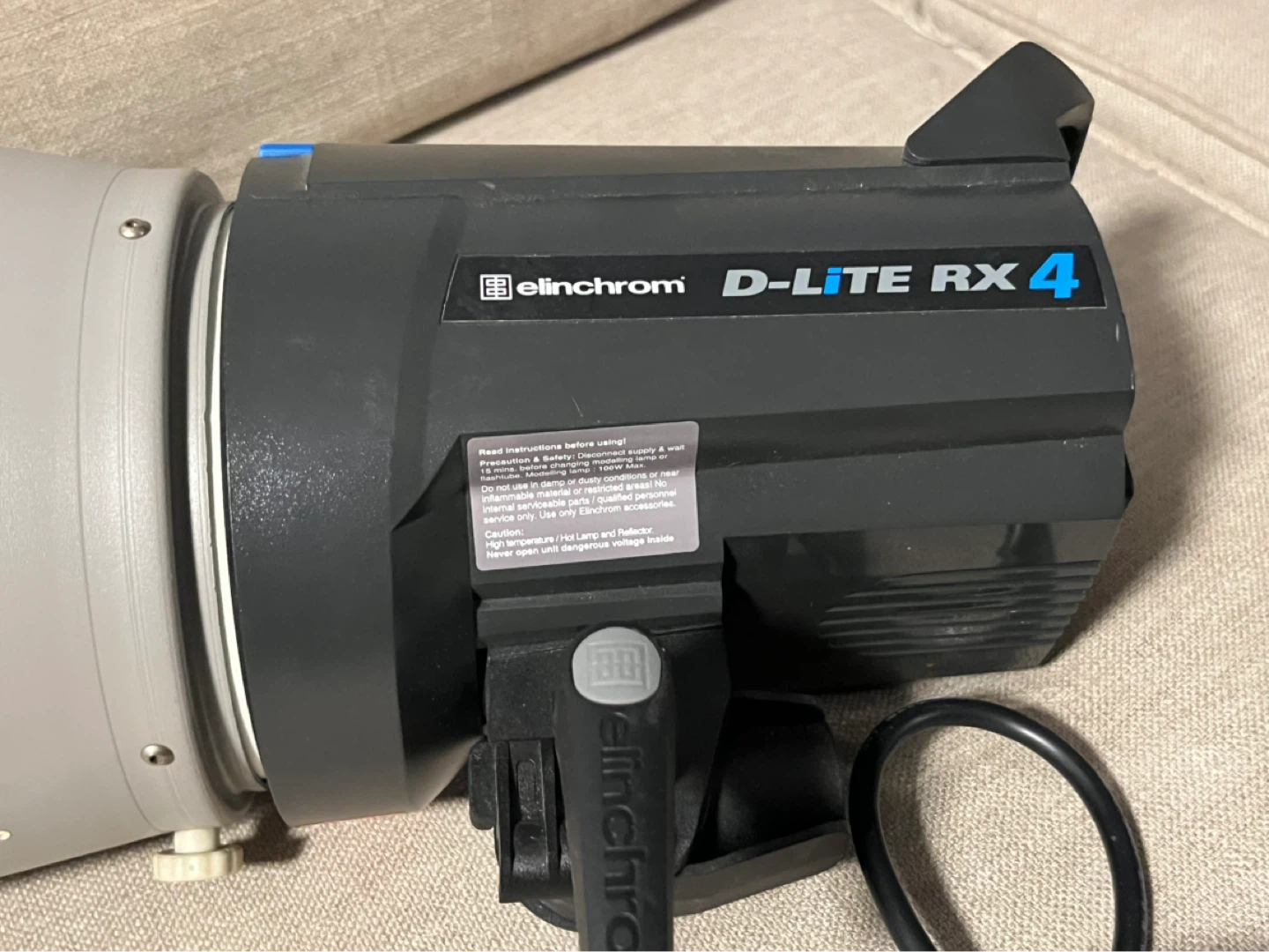 Elinchrom D-Lite RX 4 Studio Strobe Light - photo 2