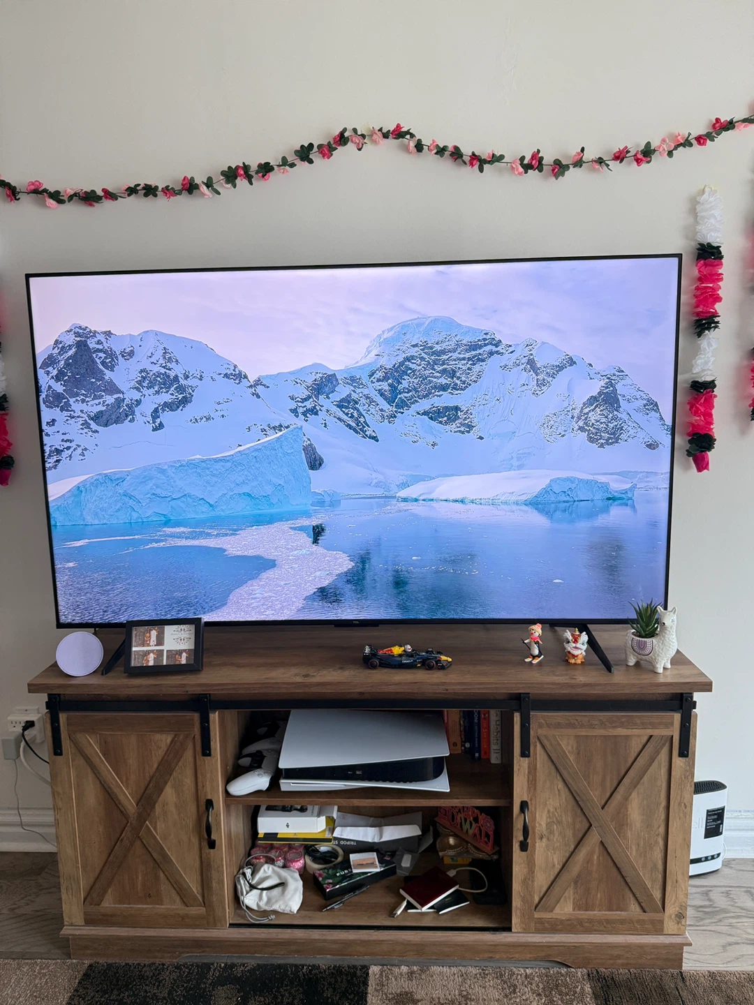 Rustic Farmhouse TV Stand - photo 2