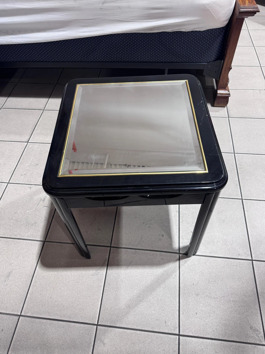 Black Mirrored End Table with Gold Trim - photo 4