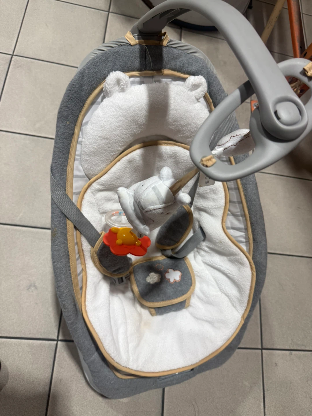 Grey Baby Rocker with Canopy and Toys - photo 3