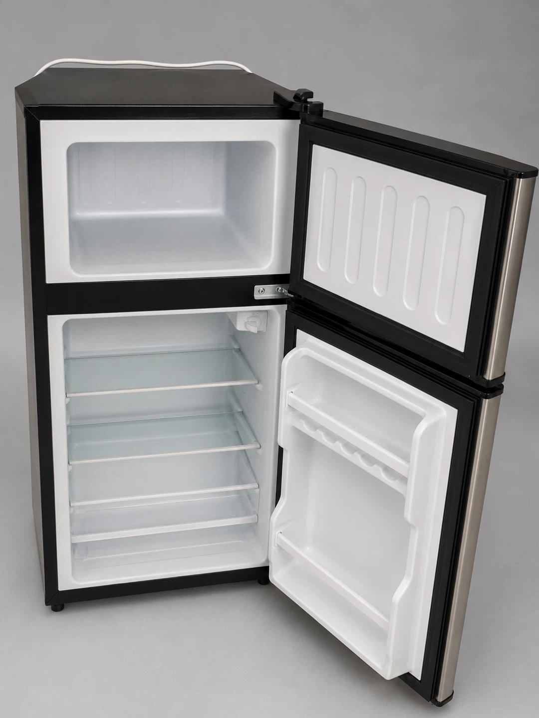 Compact Refrigerator - photo 3