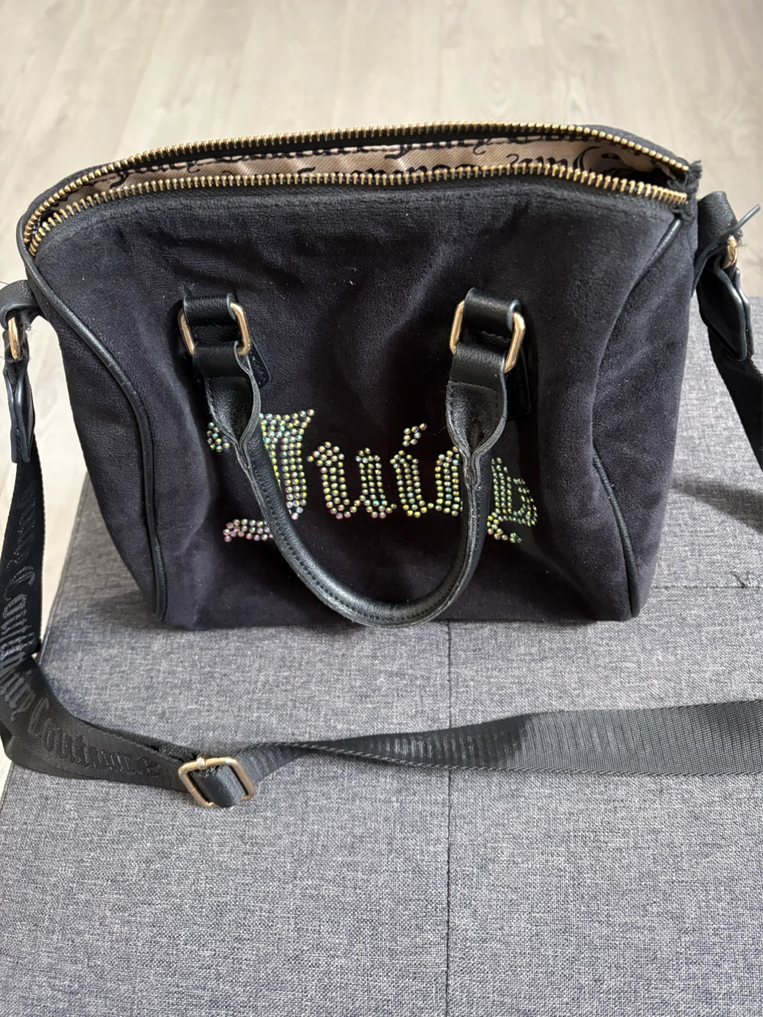 Juicy purse