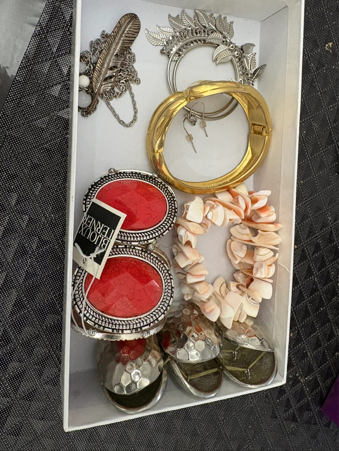 Assorted Women's Jewellery Lot - photo 5