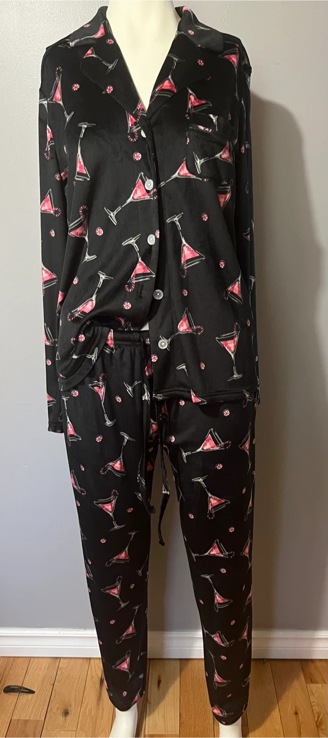 Como vintage Black Martini Print Pajama Set medium size