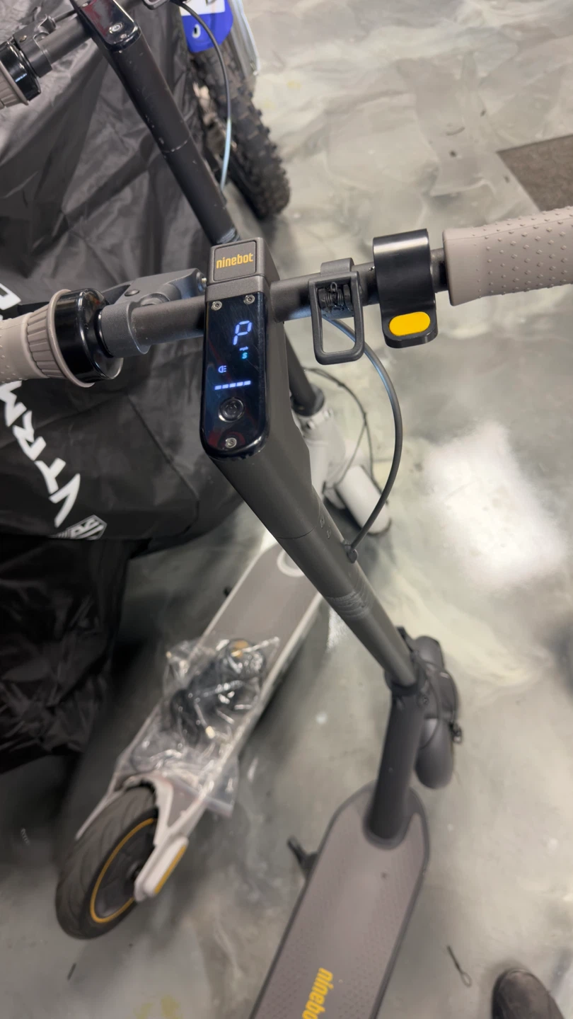 Ninebot Electric KickScooter - photo 4