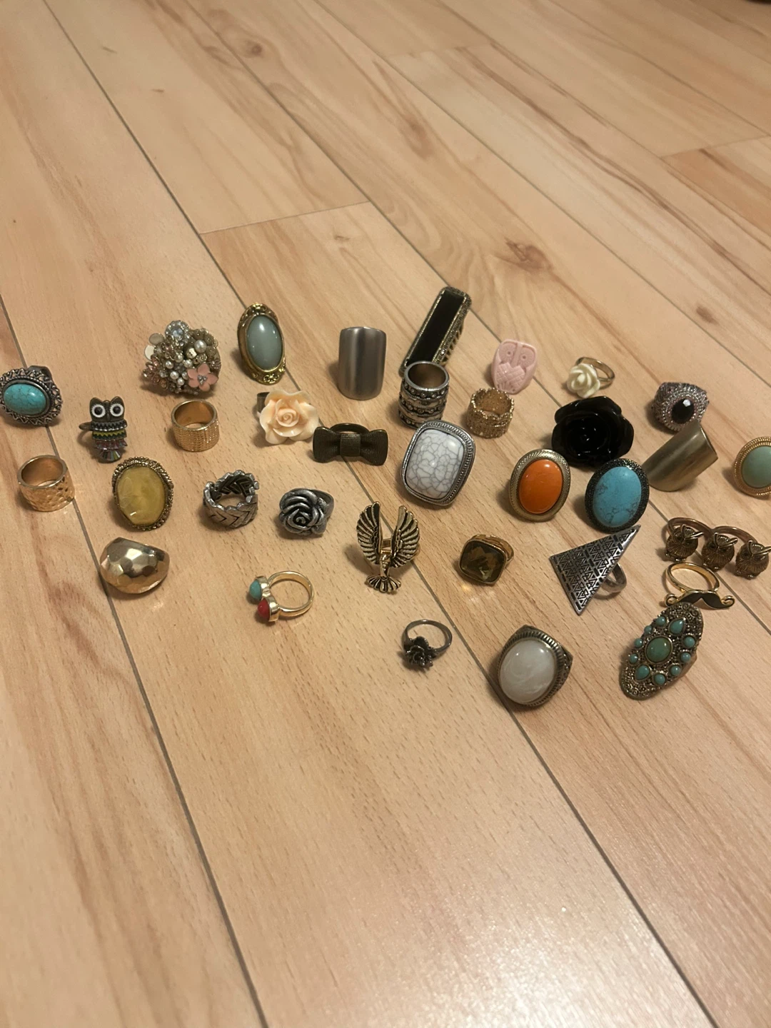Assorted Women's Fashion Rings - photo 2