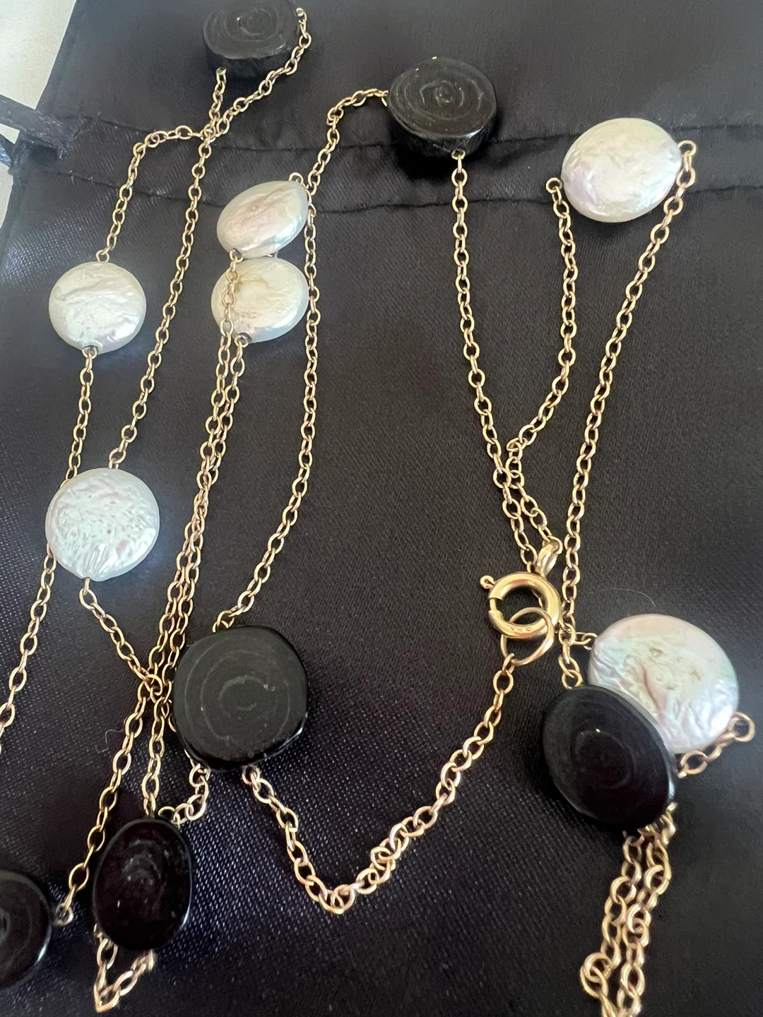 14 k Gold Necklace Pearl and black coral