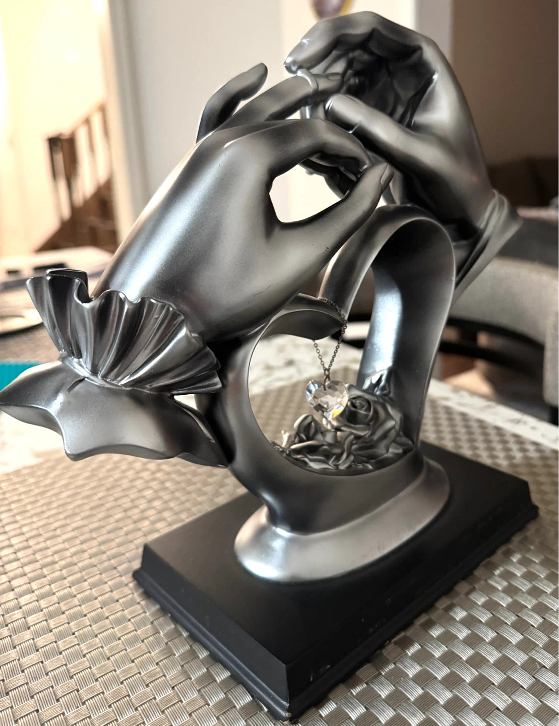 Silver Heart and Hands Sculpture with Roses and Crystal - photo 5