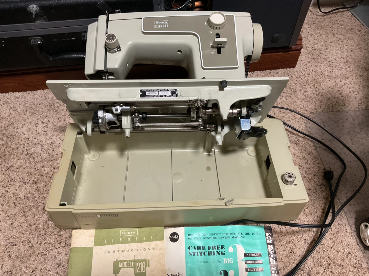 Sears Kenmore Sewing Machine - photo 3