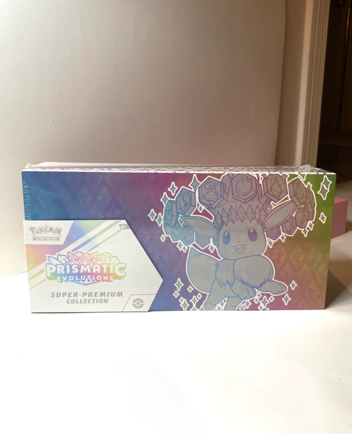 Pokemon- Prismatic Evolutions Super-Premium Collection Box