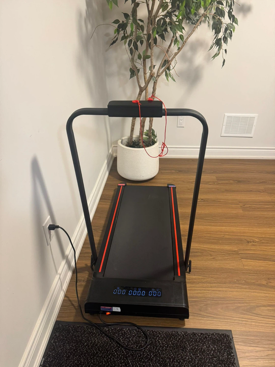 Treadmill - photo 4