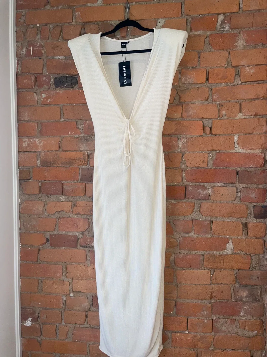 SHEINEXY Cream Ribbed Knit Dress