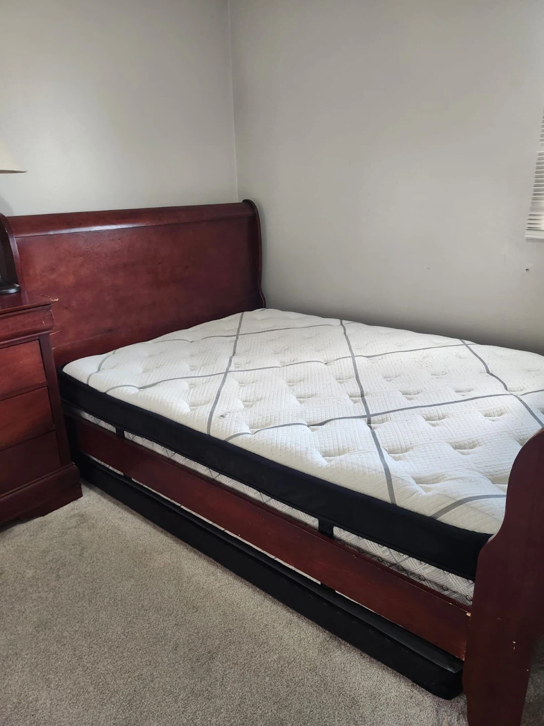 Bedroom Furniture Set - 2 Nightstands, Dresser, Chest, Bed Frame - photo 3