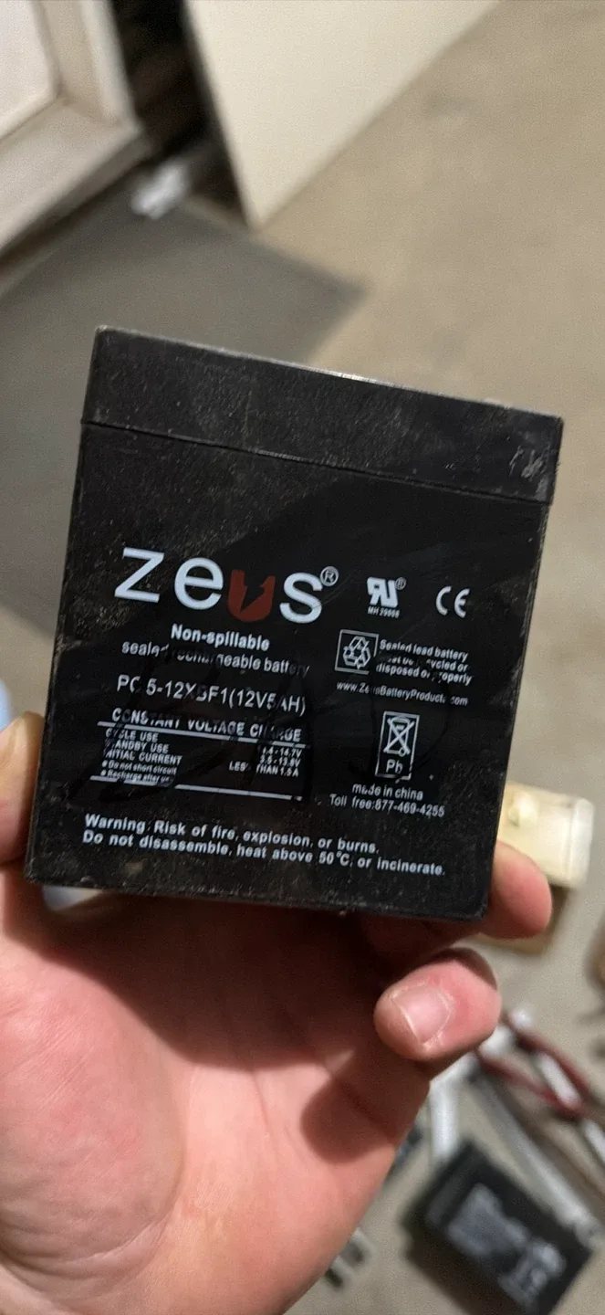 Zeus Sealed Lead-Acid Battery 12V 5Ah