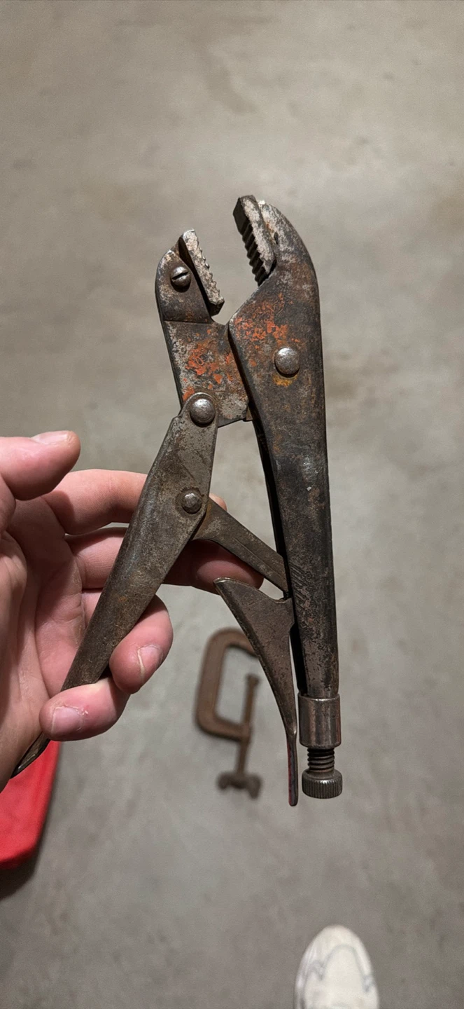 Vise Grips Locking Pliers