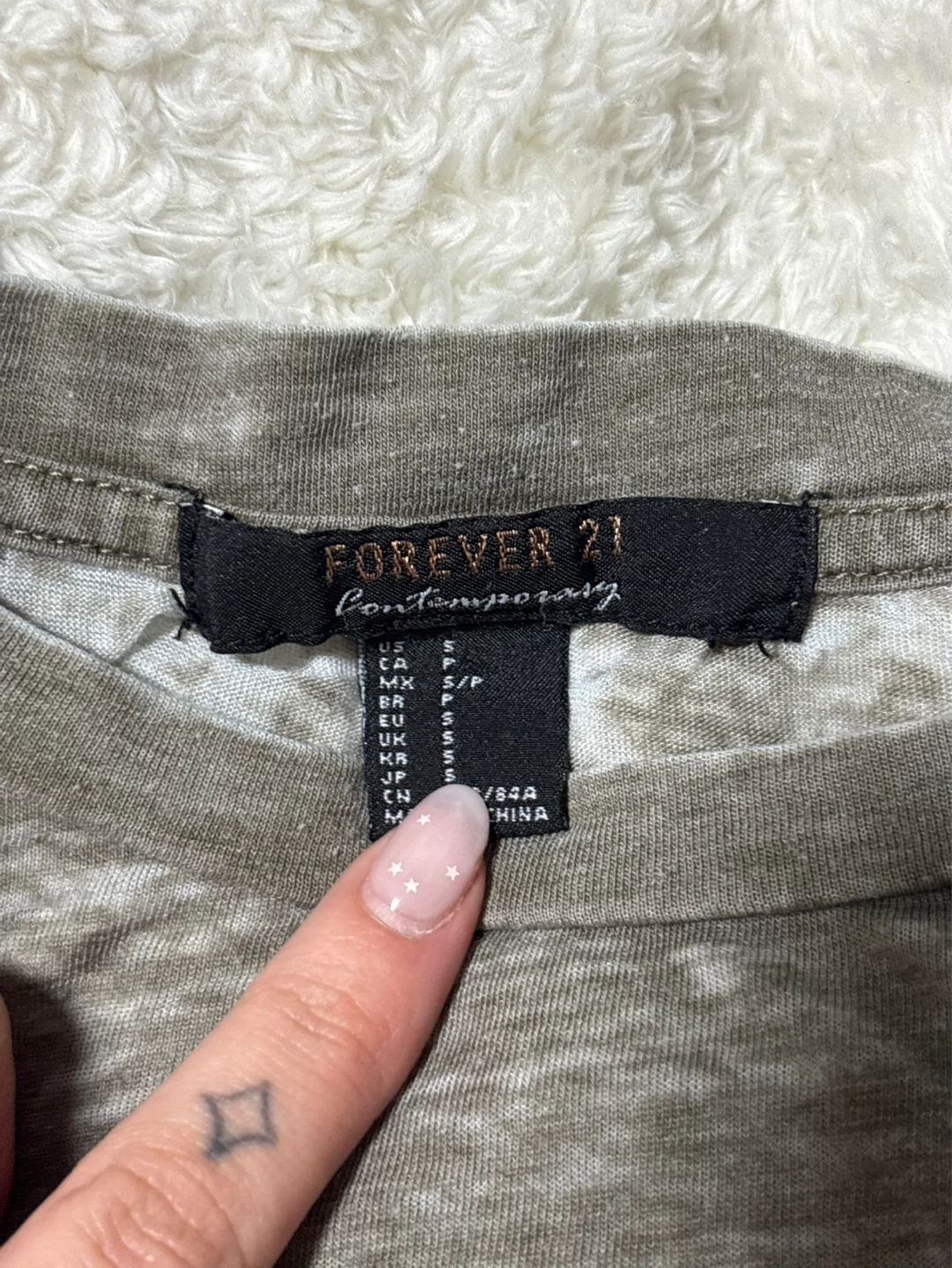 💚Forever 21 T-Shirt - photo 5