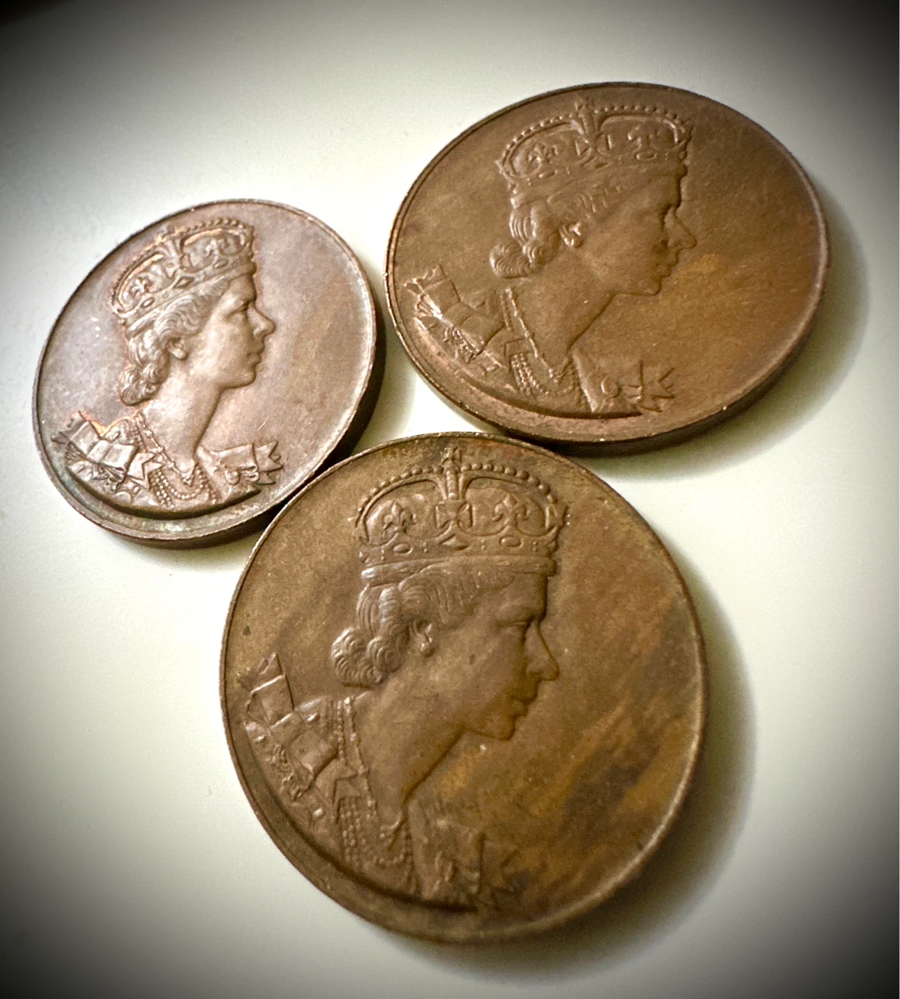 3 x Canadian Queen Elizabeth II Coins - photo 2