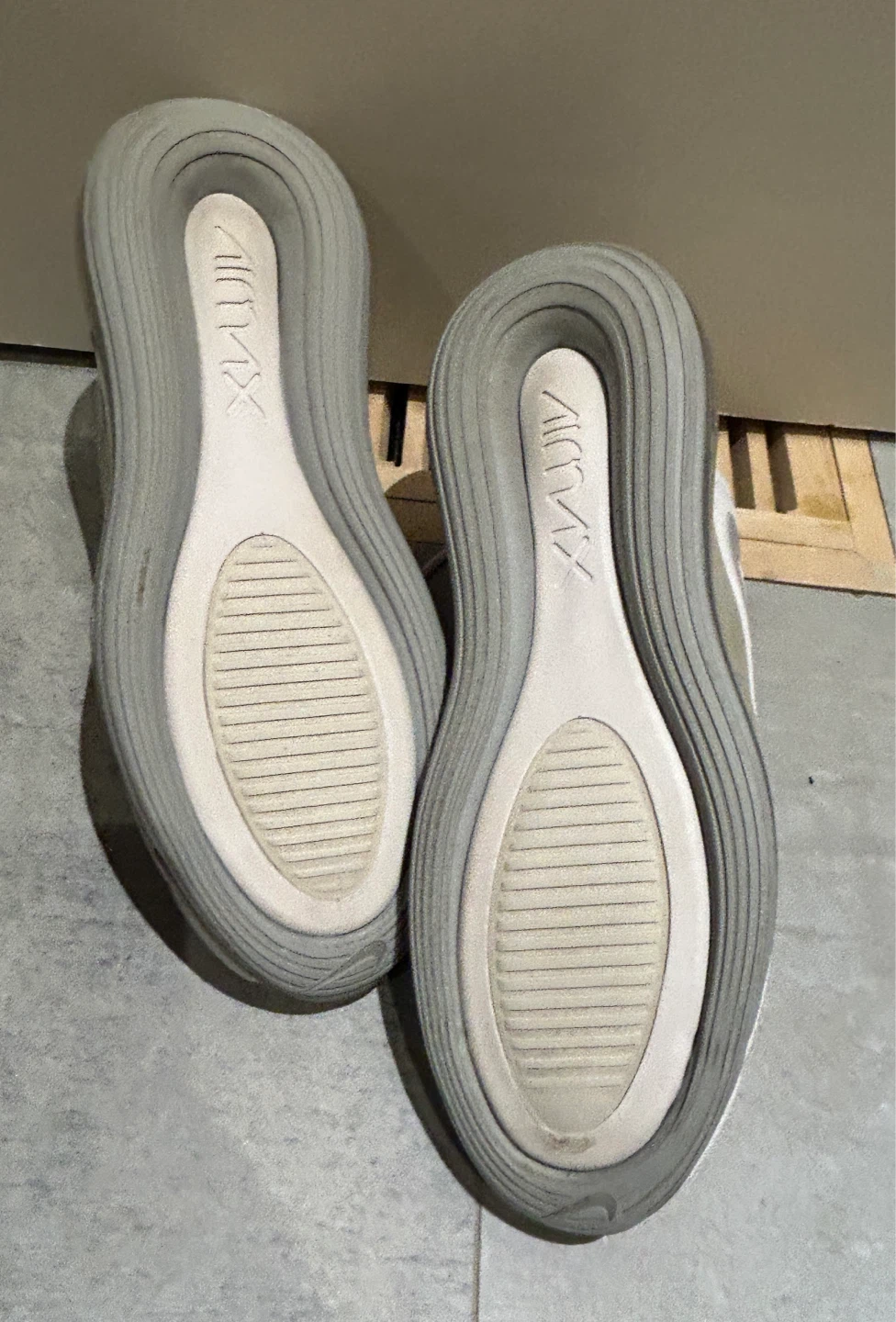 Nike Air Max 720 Shoes - photo 4