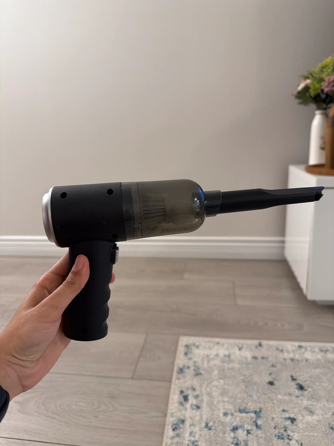Cordless Mini Vacuum Cleaner and Air Duster