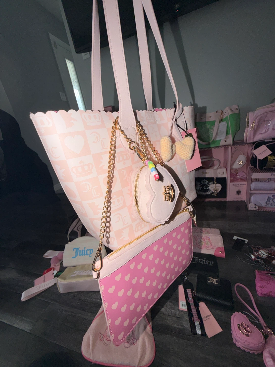 Juicy Couture Sweet Break Time Tote & Wristlet Shoulder Bag Set - photo 2