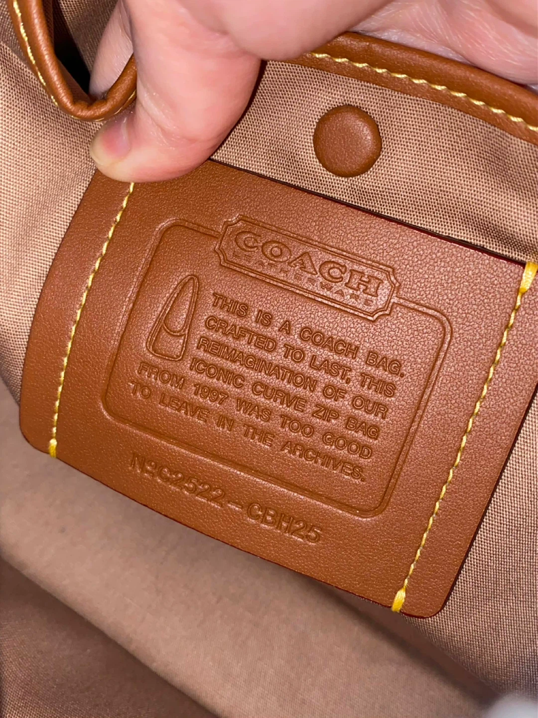 Coach Signature Hobo Shoulder Bag - photo 5