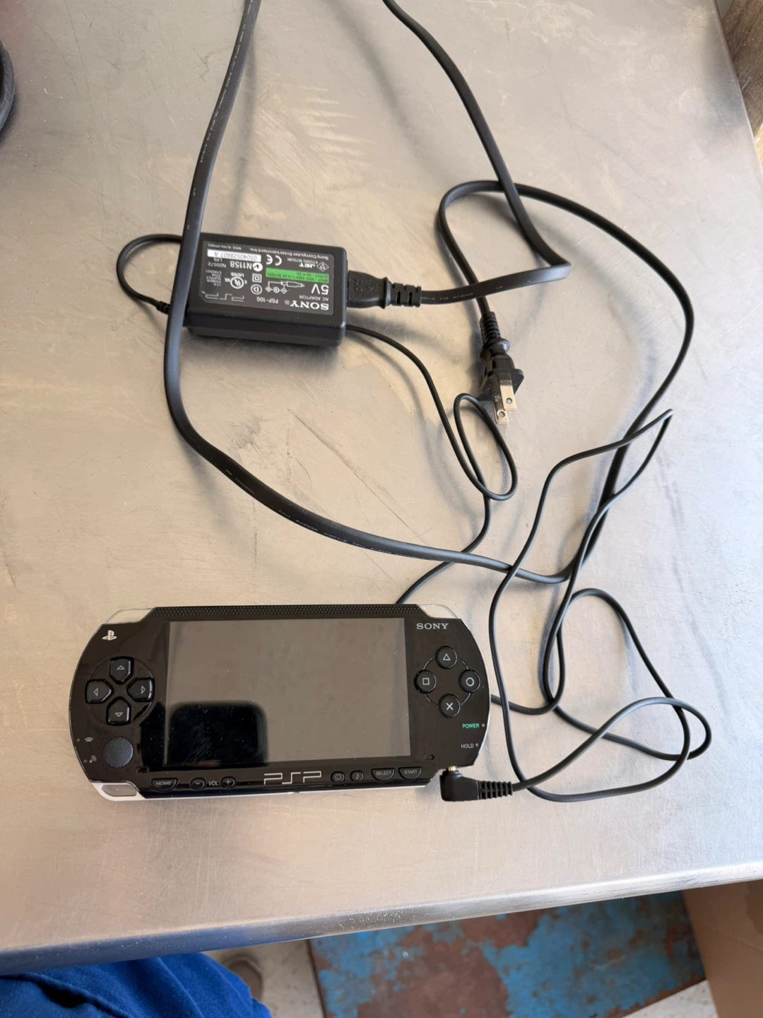 Sony PSP 3000 Console with Games & Charger - photo 4