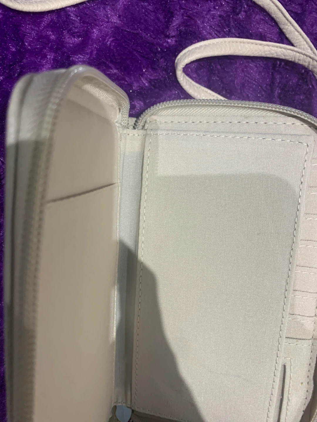 White/Beige Crossbody Wallet with Strap - photo 4