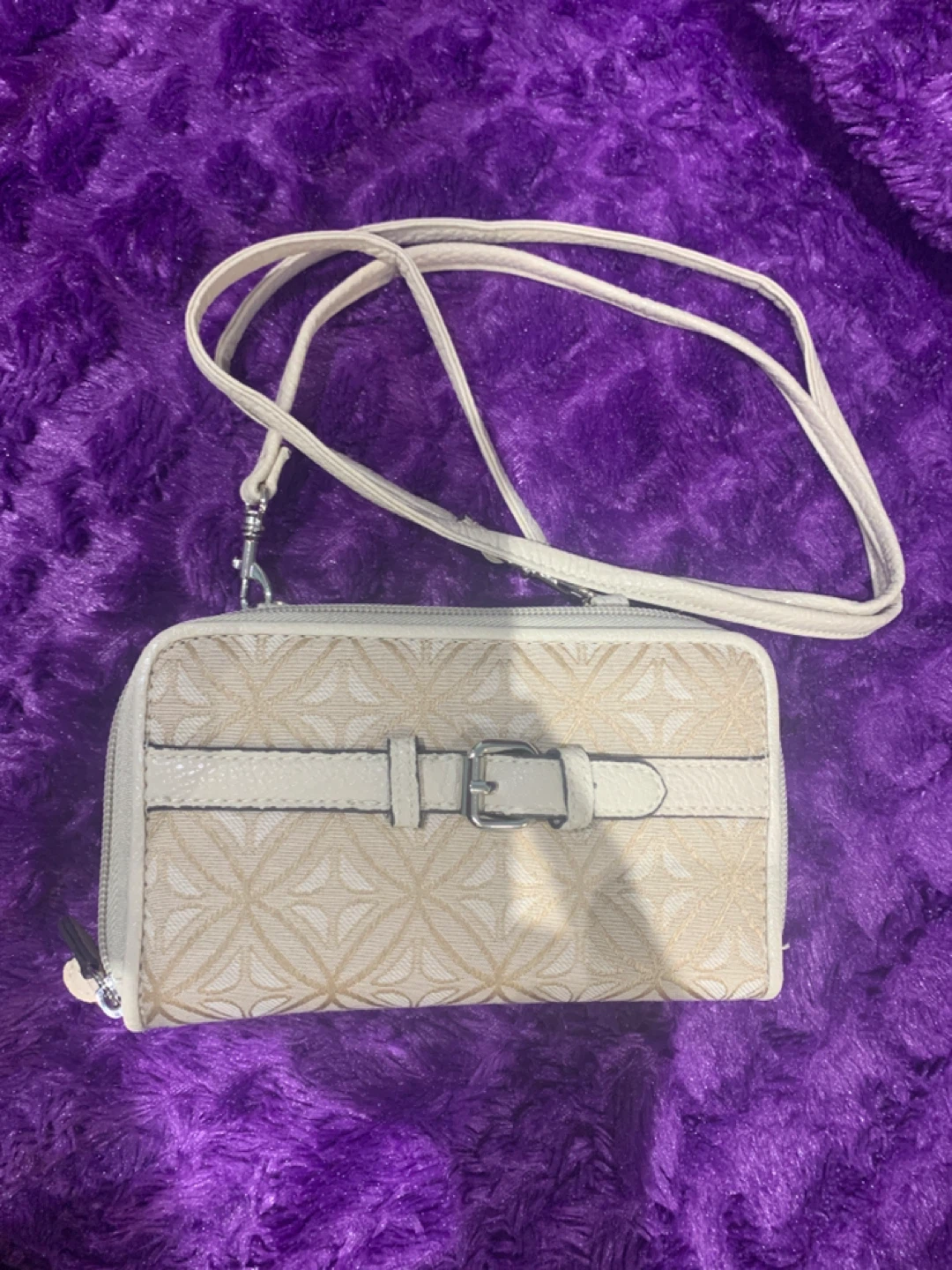 White/Beige Crossbody Wallet with Strap