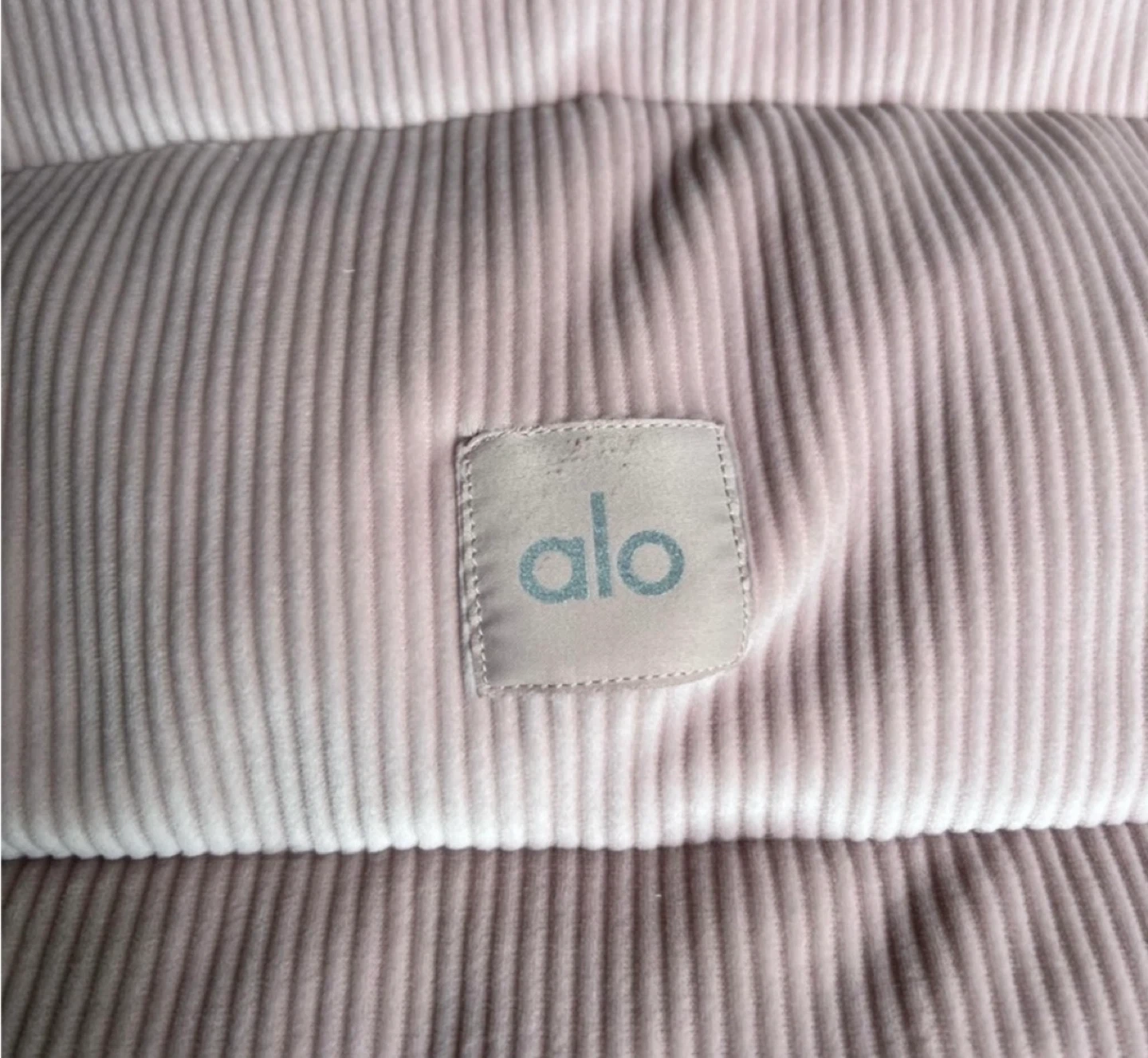 ALO Puffer Jacket - Pink Corduroy - photo 5
