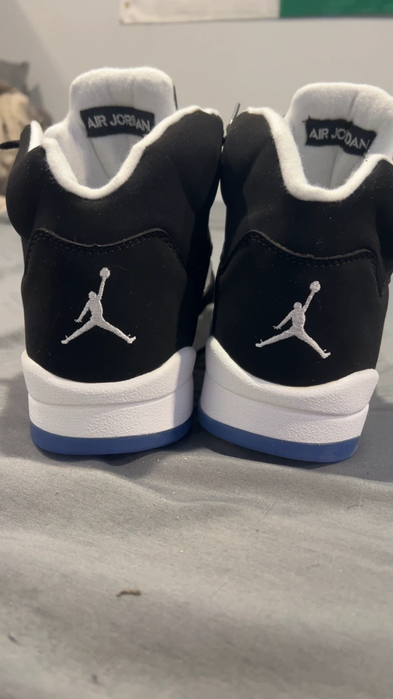 Air Jordan 5 Oreo Size 12 - photo 2