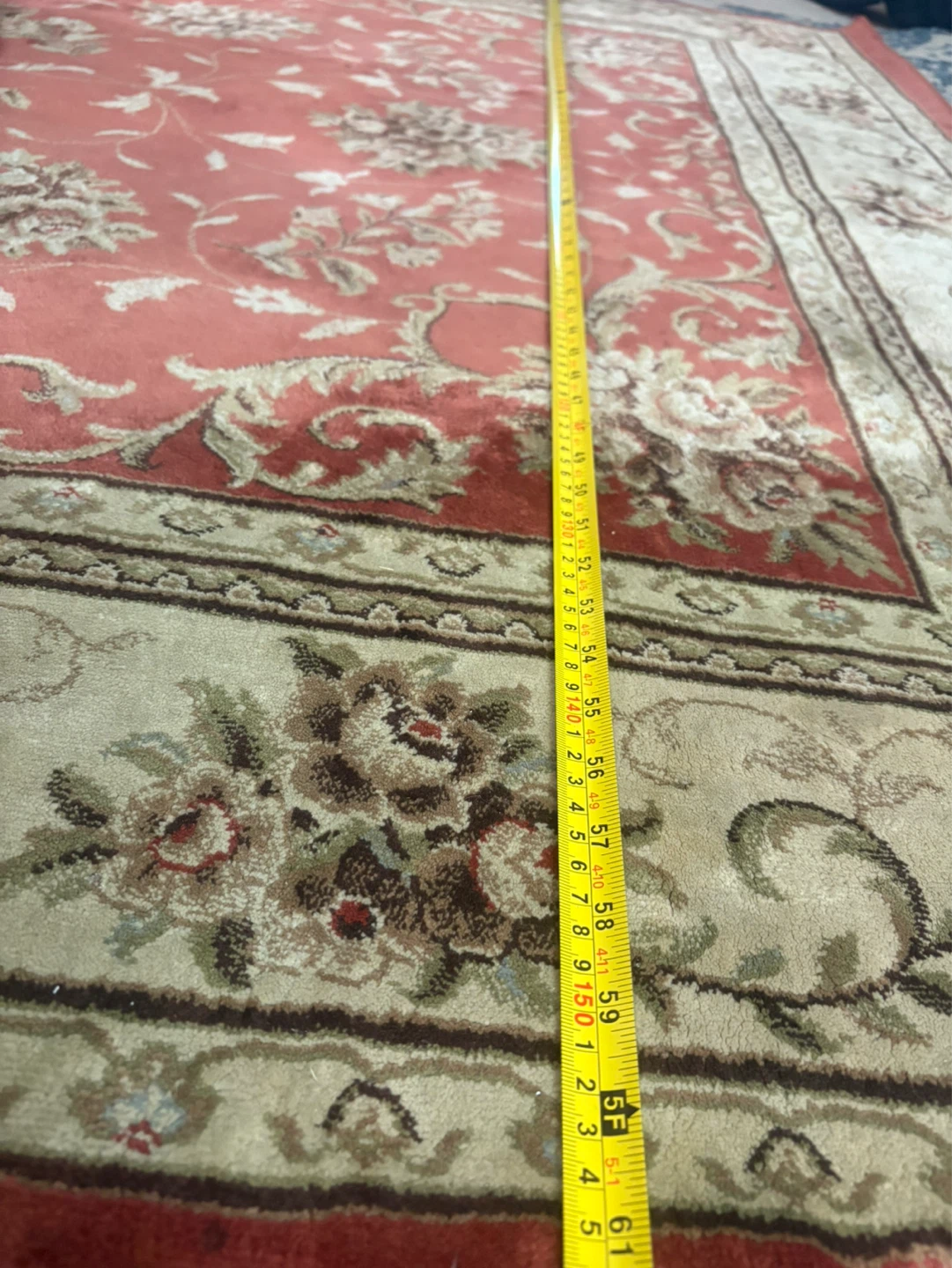 Area Rug with Floral Pattern - photo 3