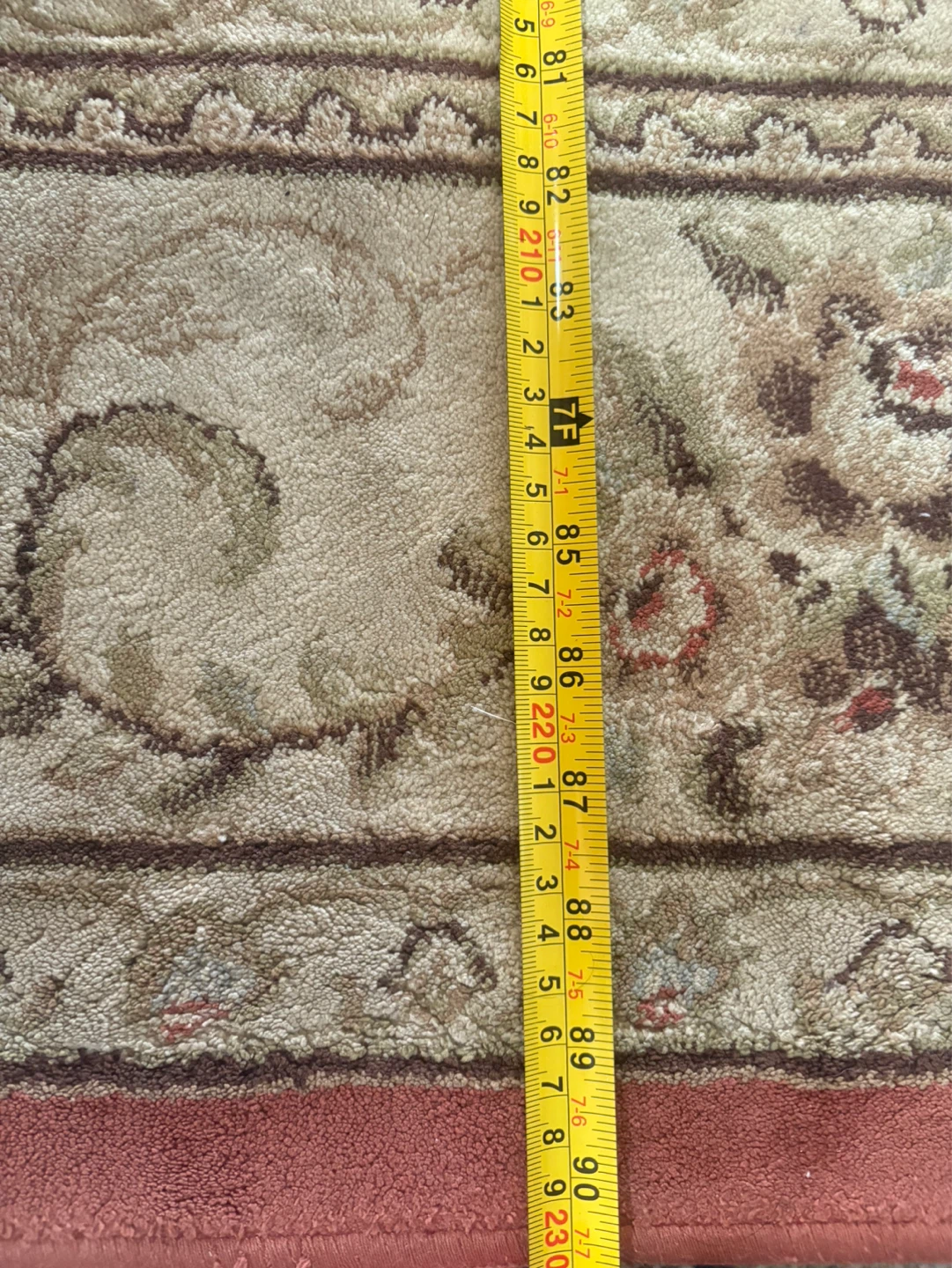 Area Rug with Floral Pattern - photo 5