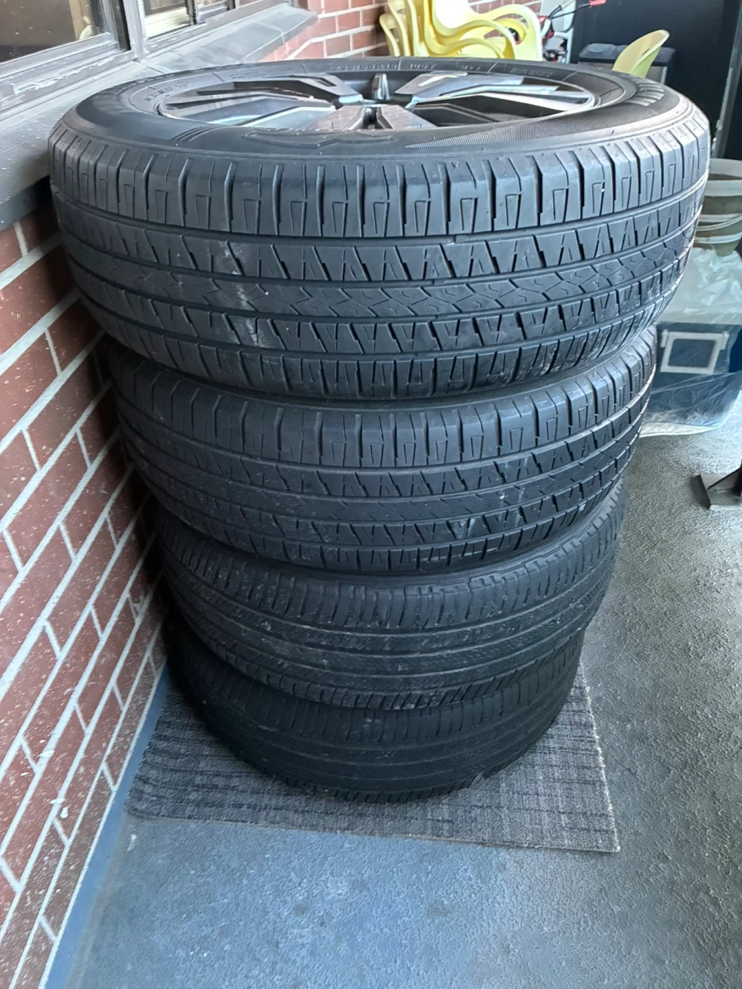 18” OEM Nissan pathfinder rims and all season tires - photo 5
