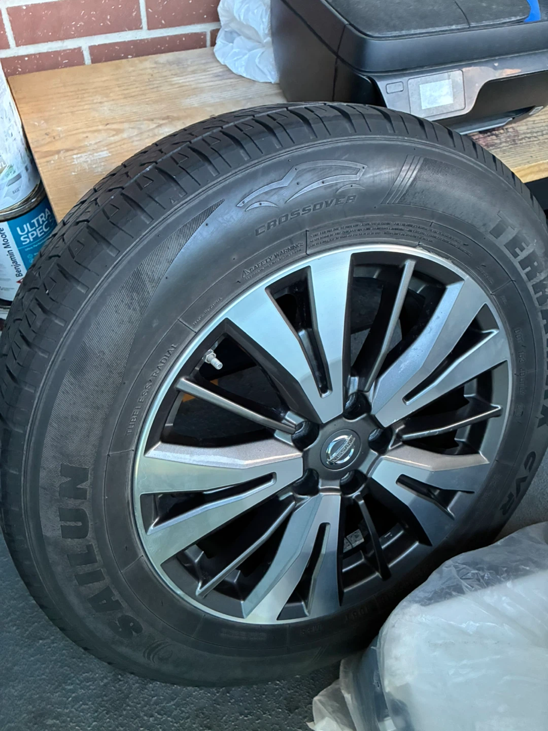 18” OEM Nissan pathfinder rims and all season tires - photo 4