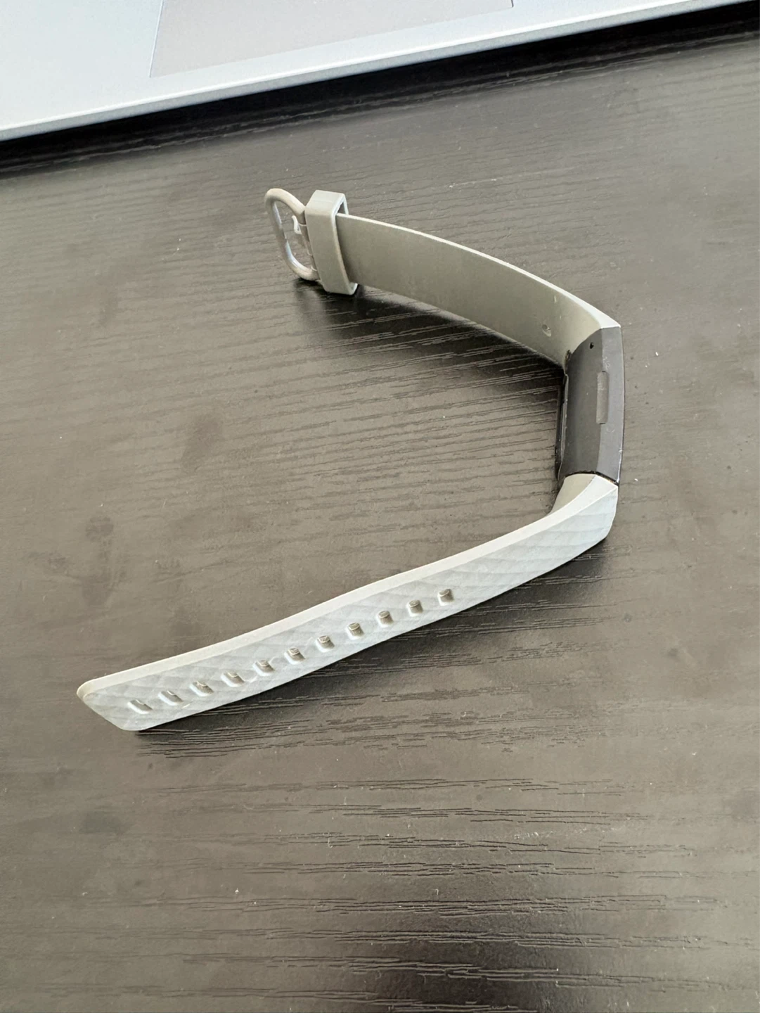 Fitbit Charge 4 Black w/ Charger & 2 Straps - photo 3