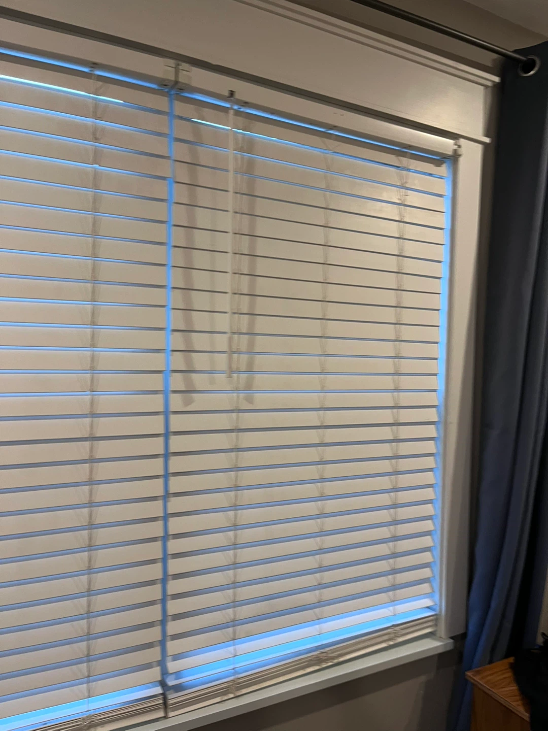 Levolor White Cordless Blind (34”)
