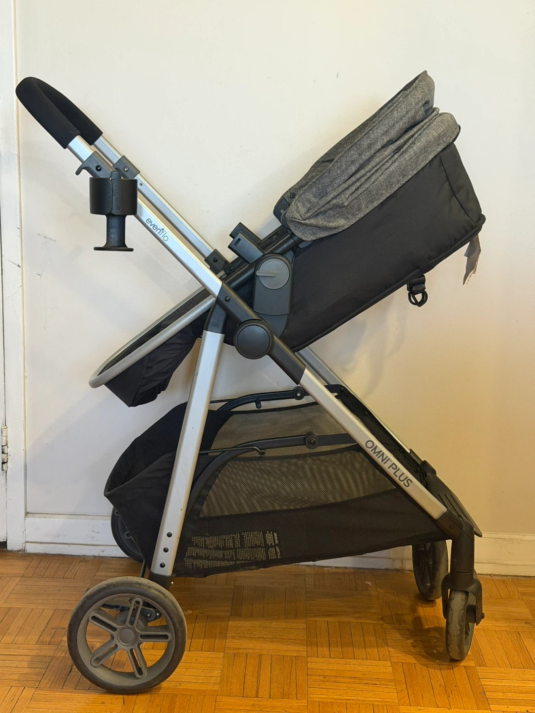Evenflo Omni Plus Stroller and Car Seat Travel System