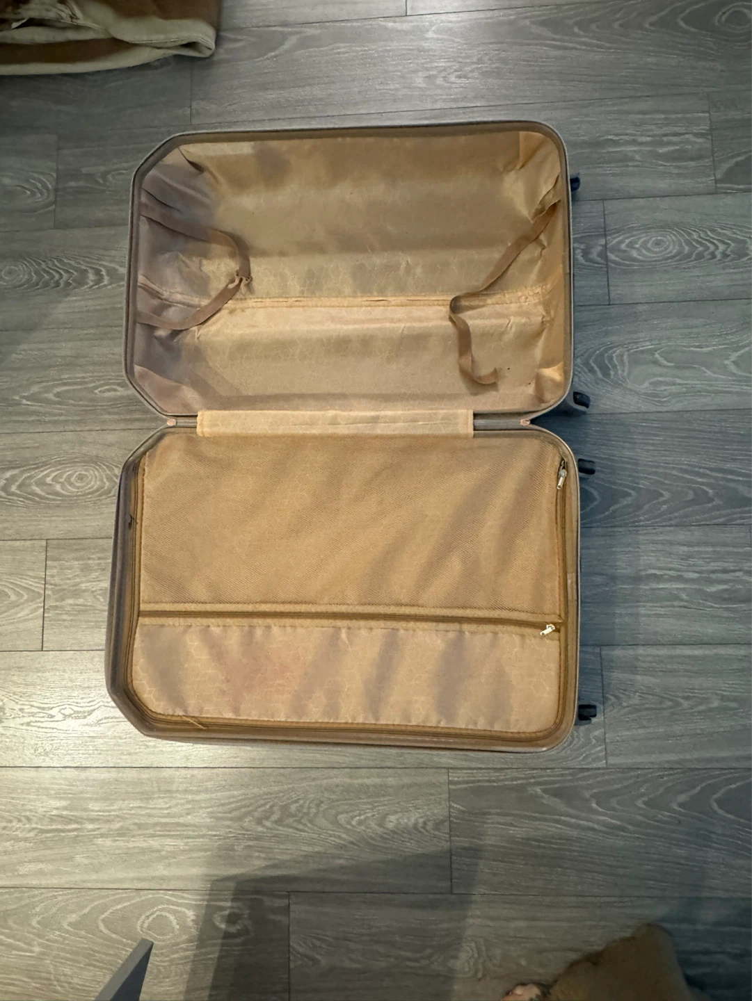 Rose Gold Hardside Spinner Luggage - photo 5